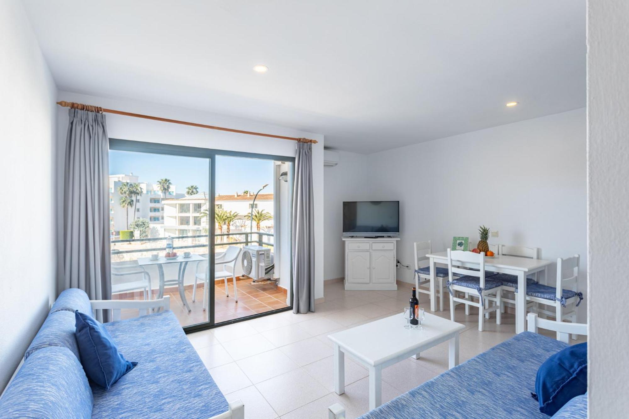 Apartamentos Es Dolc Colonia de Sant Jordi Exterior photo